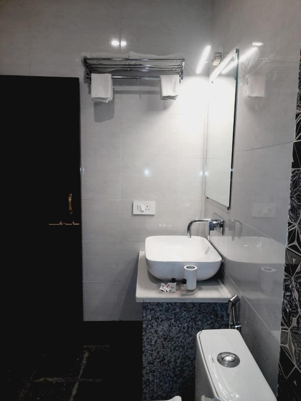 Hotel Sargam Sadan Udaipur Exterior photo